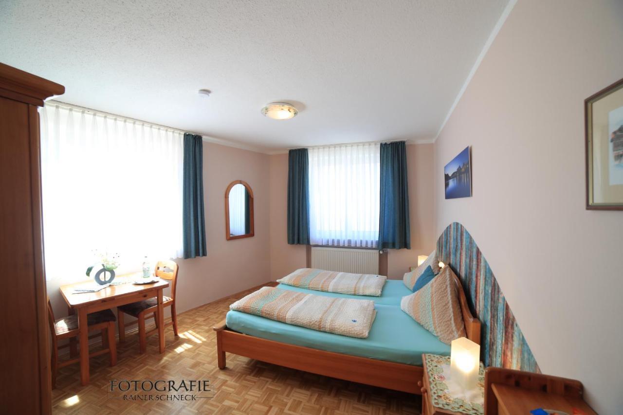 Cafe Am Donautor Hotel Kelheim Kültér fotó